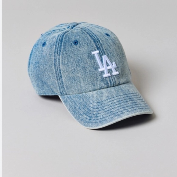Mitchell & Ness Los Angeles Dodgers Blue Denim Dad Hat - Picture 6 of 6